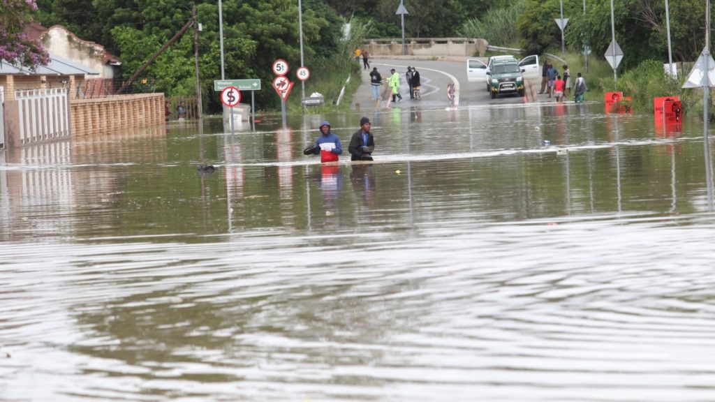 21 personnes sont mortes dans les inondations