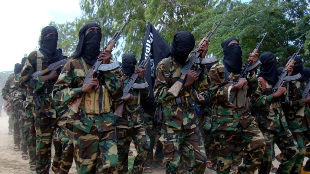 Al Shabaab attaque une base militaire et tue des dizaines de soldats