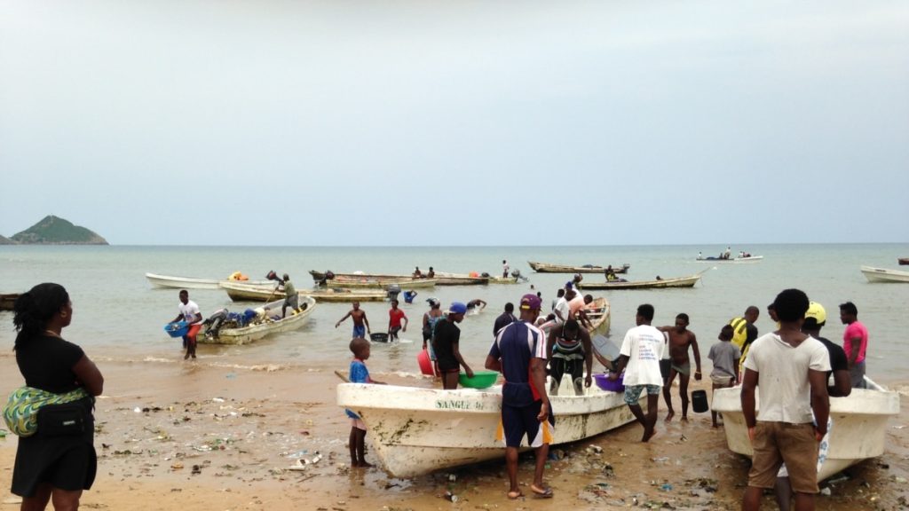 Les pêcheurs de São Tomé préviennent que la législation limitant les zones d'activité pourrait provoquer des émeutes