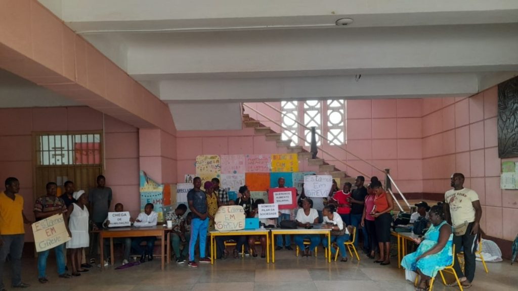 Une grève des enseignants sans fin en vue