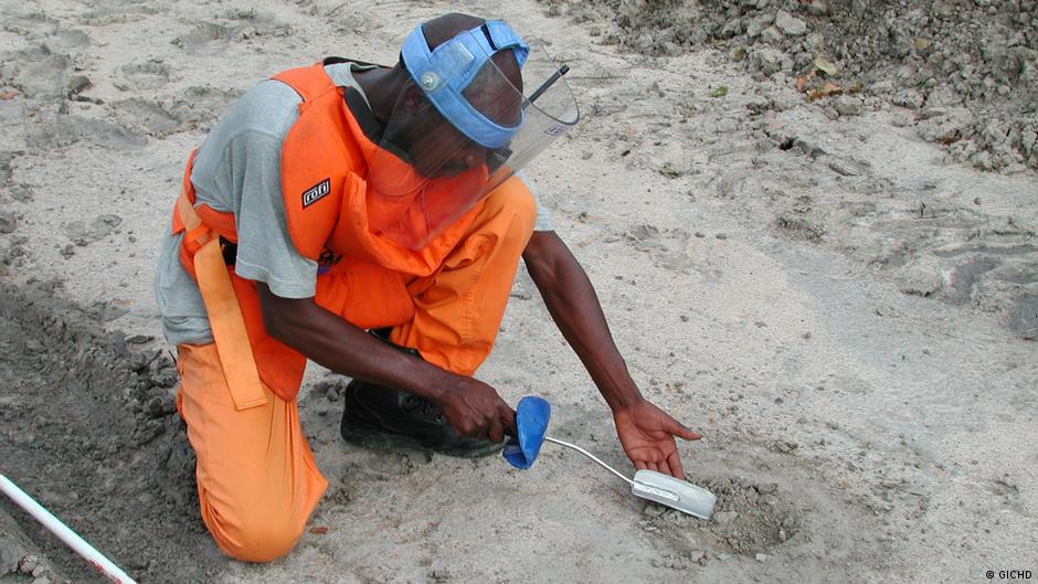 Un Angola sans mines ? Manque "surveillance et investissement"