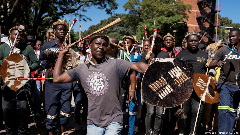 Afrique du Sud : Comment le gouvernement réagit-il à la xénophobie ?