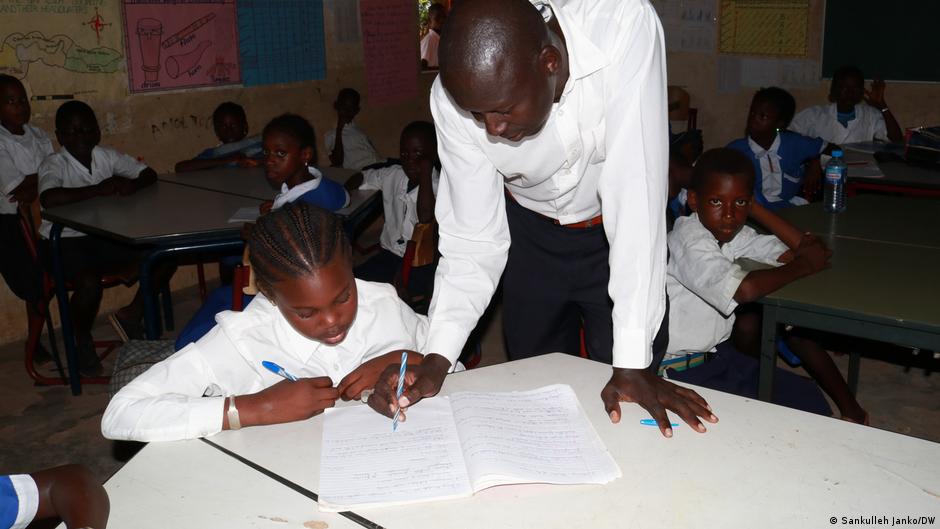 São Tomé : Sans option, les jeunes choisissent de devenir enseignants