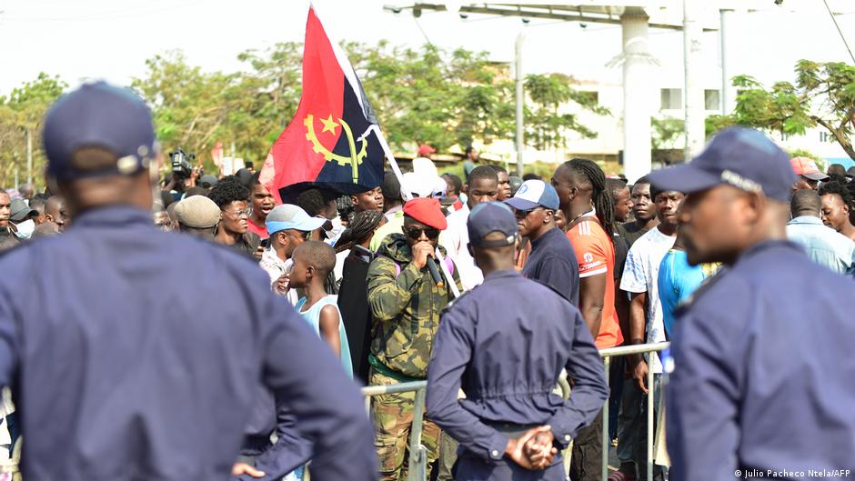 Des militants rémunérés ? Rapports d'opportunisme en Angola